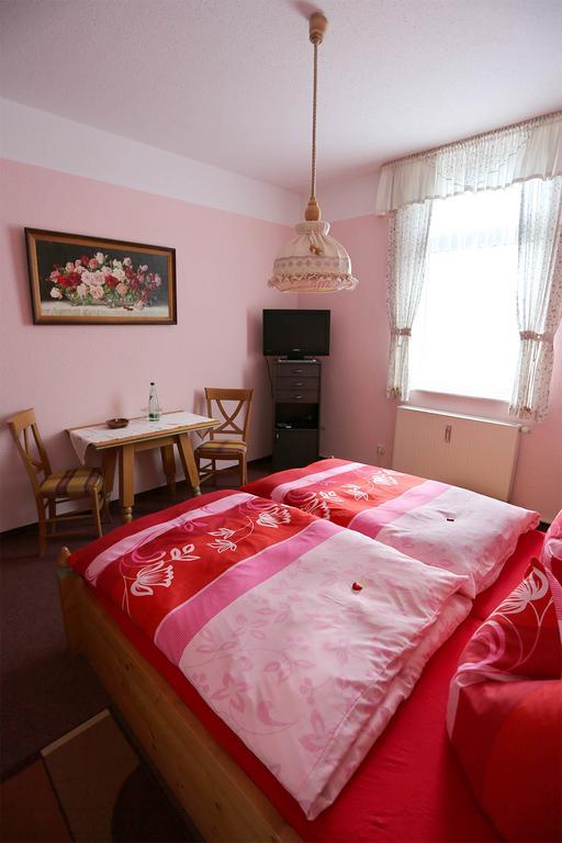 Gaststaette & Pension Waldquell Antonshohe エクステリア 写真